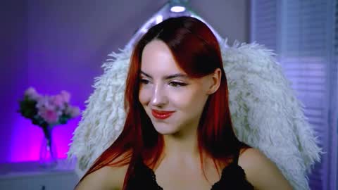 Eva  online show from 11.30.25