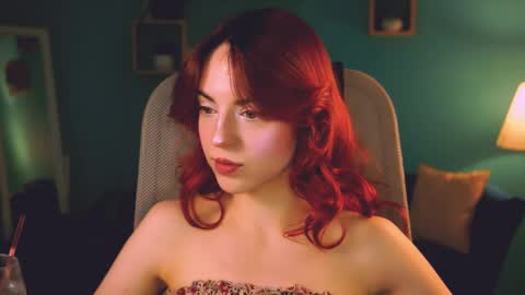 Eva  online show from 04.17.26