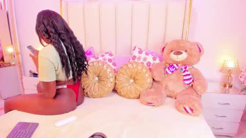 evangelin_ts online show from 11.12.25