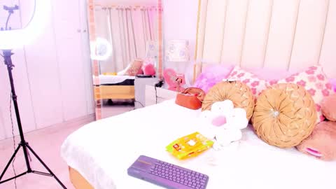 evangelin_ts online show from 12.04.25