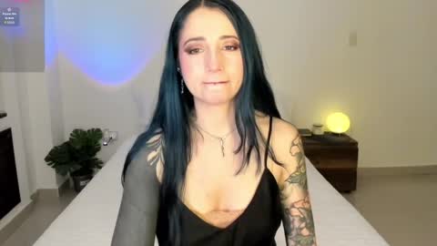 Evangeline online show from 04.13.26