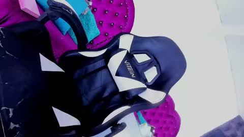 evanllelyne online show from 03.10.26