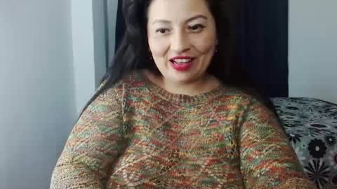 Victoria online show from 03.04.25