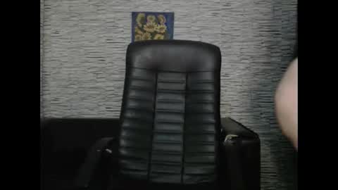 Snapshot of evanymphos chatting on 12.27.24 Eva online show from 12.27.24