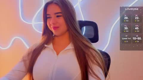 Snapshot of evapuff chatting on 11.18.25 evapuff online show from 11.18.25