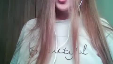 Snapshot of evasapples2026 chatting on 06.13.26 evasapples2026 online show from 06.13.26