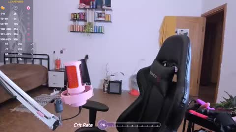 Snapshot of evathority chatting on 03.08.25 online show from 03.08.25