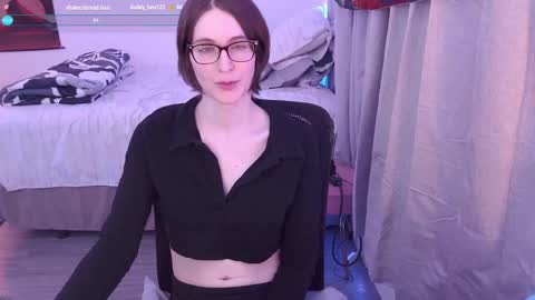 Vivi online show from 02.13.25