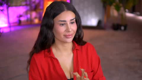 Snapshot of evazane chatting on 12.14.24 Eva online show from 12.14.24