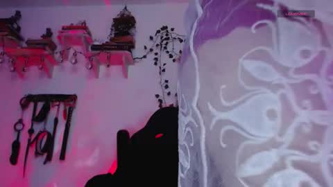 Eve Blue  friends. IG eve blue77 TW EveBlue 1 OF eveblue7 online show from 02.19.26