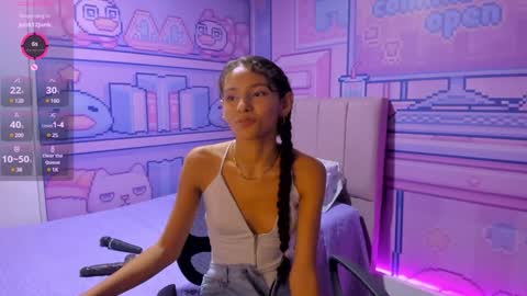 Snapshot of evelin_shy chatting on 12.13.24 Evelin online show from 12.13.24