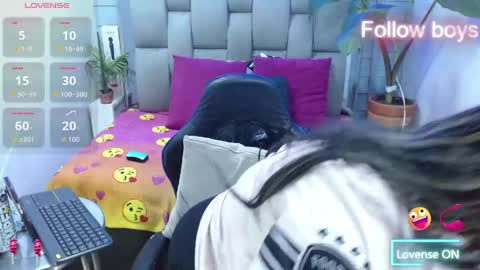 evelin zaens online show from 04.17.26