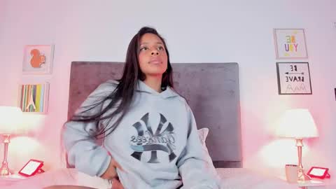 evelyn ebony online show from 01.02.25