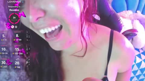 Juliana online show from 01.03.25