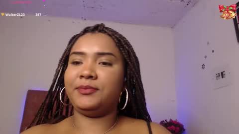 Snapshot of evelyn_sandoval chatting on 12.26.24 Evelyn Sandoval online show from 12.26.24
