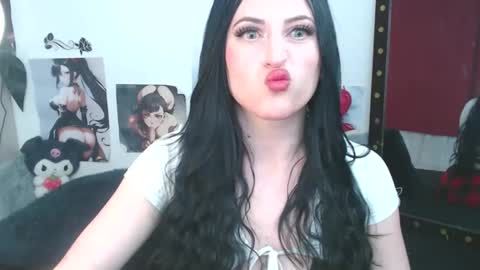 Julieta online show from 12.15.25