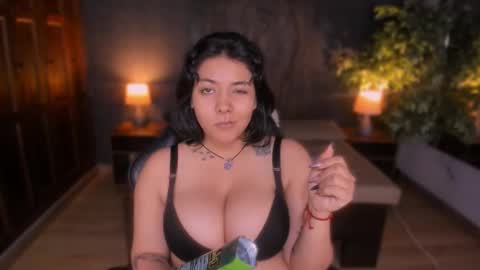  Evelyn  online show from 03.11.26