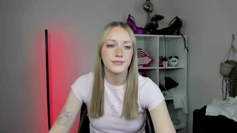 evelynblond online show from 03.30.26