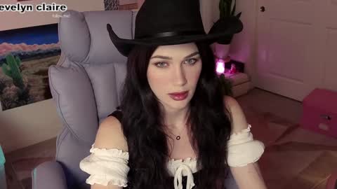 Evelyn Claire online show from 03.21.26