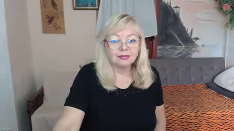 BarbaraBlondy online show from 11.16.25