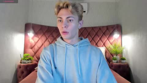 Evan online show from 12.21.25