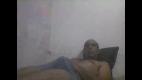 Snapshot of everaldosantos chatting on 12.26.24 everaldosantos online show from 12.26.24