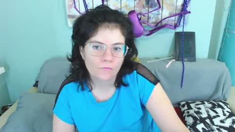 Snapshot of everly_rays chatting on 12.27.24 Everly online show from 12.27.24