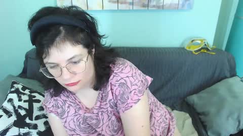 Snapshot of everly_rays chatting on 01.29.25 Everly online show from 01.29.25