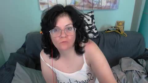 Snapshot of everly_rays chatting on 09.22.25 Everly online show from 09.22.25
