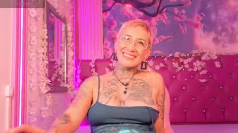 everlyn_sexx online show from 02.25.26