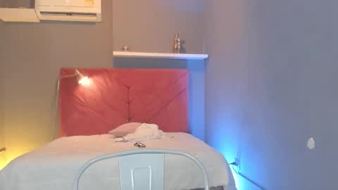 Sophia online show from 10.11.25