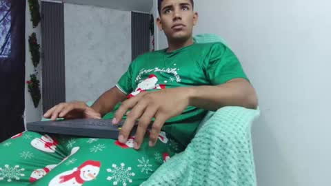 luis online show from 12.22.25