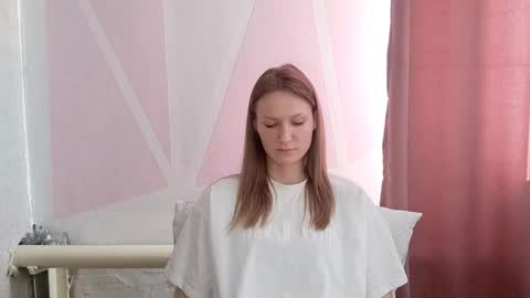 Aurora online show from 04.22.26