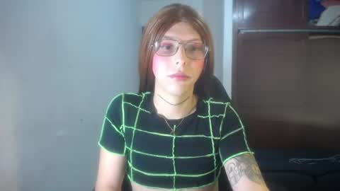 Snapshot of evi_kitty chatting on 07.09.26 Evi online show from 07.09.26