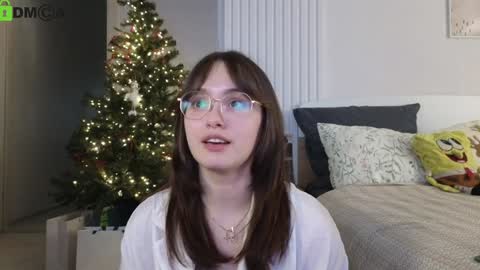 evi_woow online show from 01.14.25