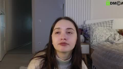 evi_woow online show from 02.22.25
