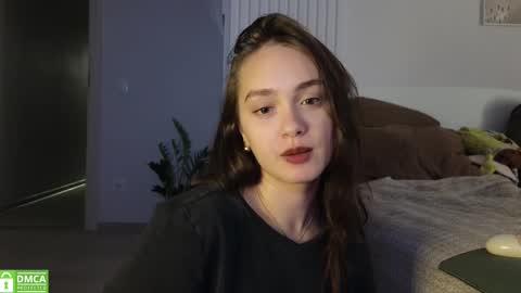 evi_woow online show from 10.09.25