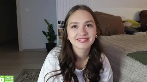 evi_woow online show from 10.09.25