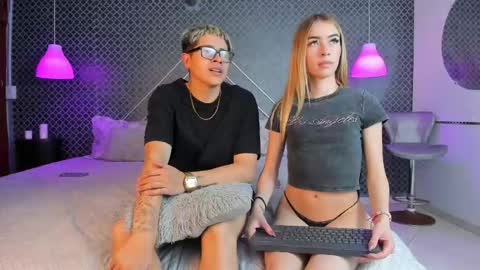 Snapshot of evie_demn chatting on 05.21.26 Evie Denm online show from 05.21.26