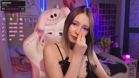 Evie online show from 01.12.26