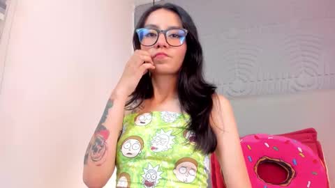 eviegothel_ online show from 01.10.26