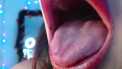 Evoleth online show from 12.03.24