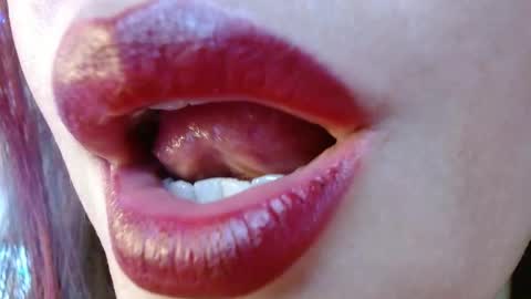 Evoleth online show from 12.18.24