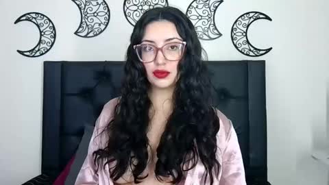 Evolet online show from 01.12.26