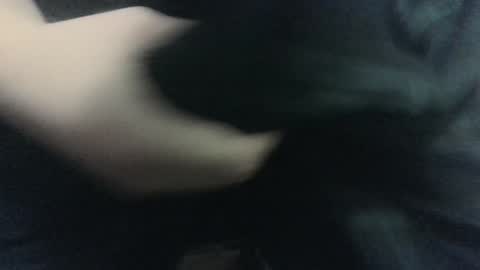 Snapshot of evolite_ chatting on 12.26.24 evolite_ online show from 12.26.24