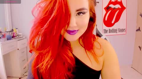 Snapshot of evva_foxxy chatting on 01.28.25 evva_foxxy online show from 01.28.25