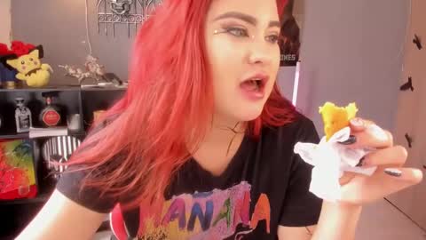 Snapshot of evva_foxxy chatting on 03.08.25 evva_foxxy online show from 03.08.25