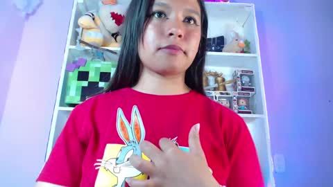 Snapshot of evybubbles_ chatting on 12.23.24 Im Evy online show from 12.23.24