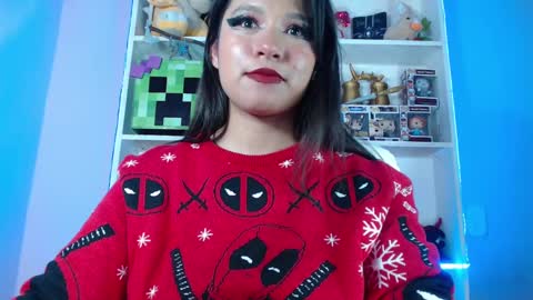 Snapshot of evybubbles_ chatting on 12.26.24 Im Evy online show from 12.26.24