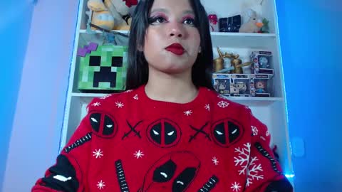 Snapshot of evybubbles_ chatting on 12.26.24 Im Evy online show from 12.26.24